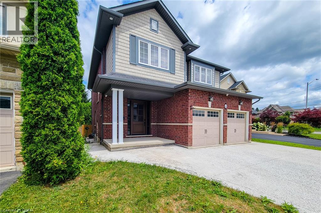 8 Secinaro Avenue, Ancaster, Ontario  L9G 0C6 - Photo 3 - 40852018