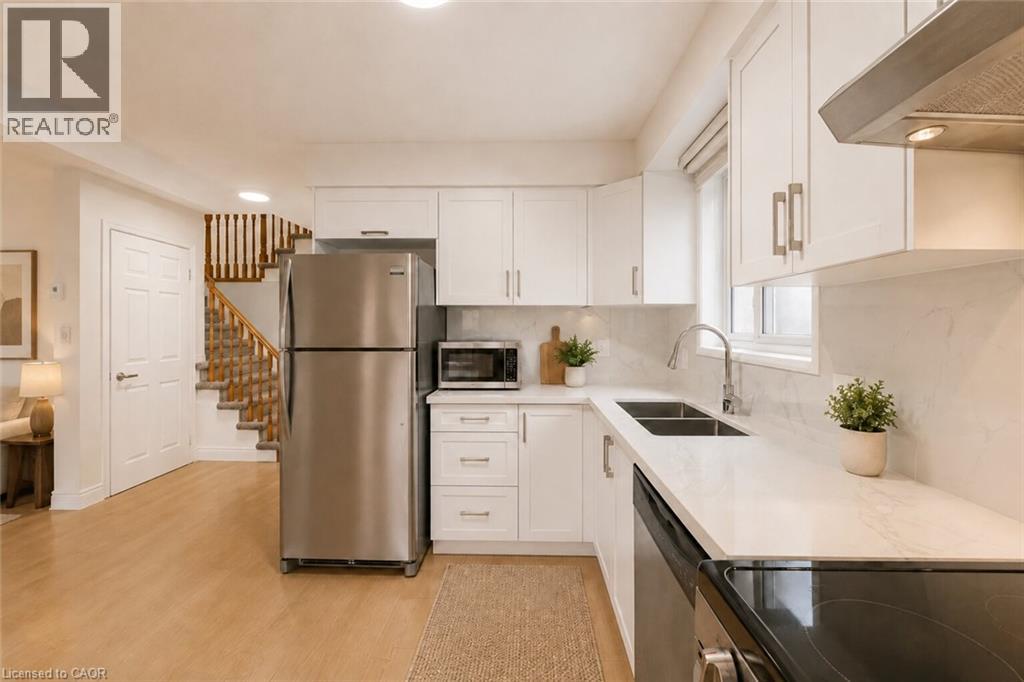 82 Bridlewreath Street, Kitchener, Ontario  N2E 3V6 - Photo 9 - 40857763