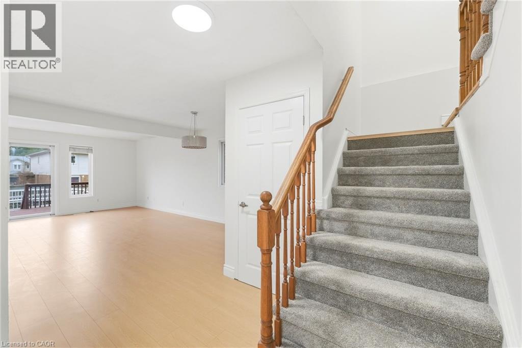 82 Bridlewreath Street, Kitchener, Ontario  N2E 3V6 - Photo 10 - 40857763