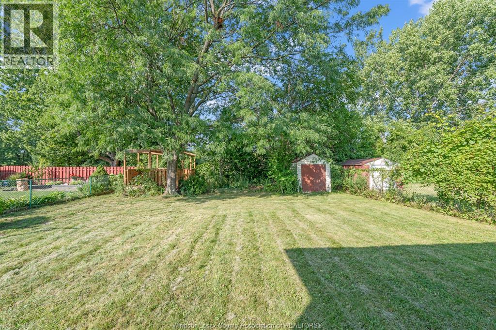 3003 Regis Avenue, Windsor, Ontario  N8R 1T7 - Photo 10 - 26020641