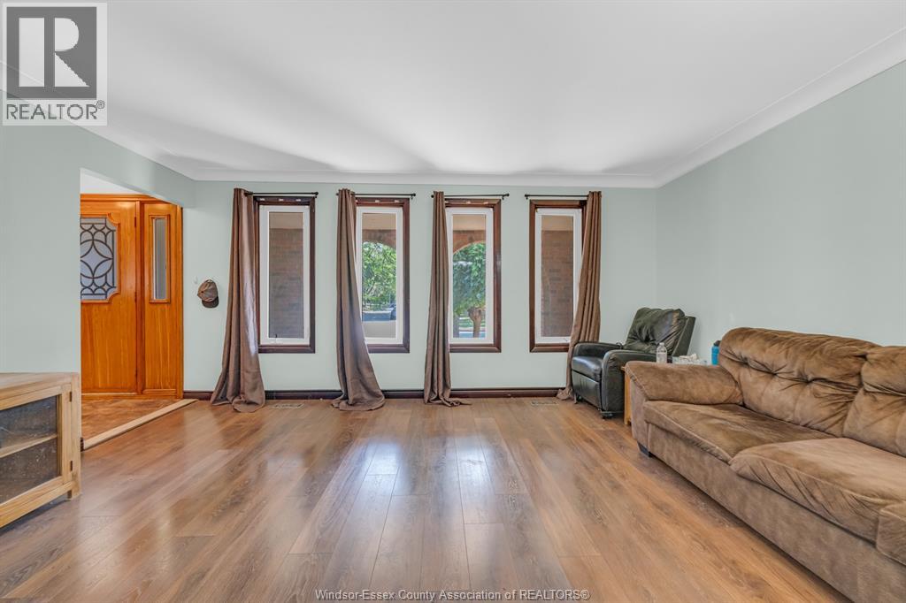 3003 Regis Avenue, Windsor, Ontario  N8R 1T7 - Photo 17 - 26020641