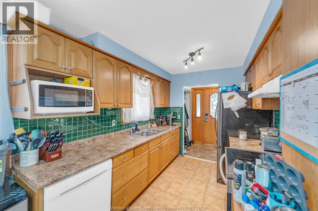3003 Regis Avenue, Windsor, Ontario  N8R 1T7 - Photo 26 - 26020641
