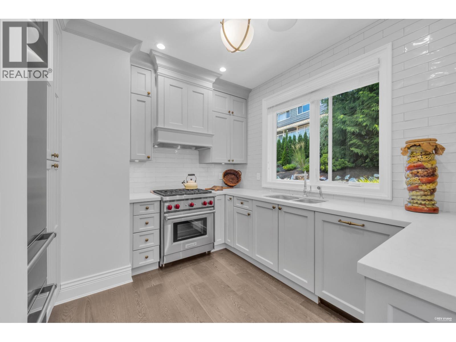 4135 Burkehill Place, West Vancouver, British Columbia  V7V 3M8 - Photo 13 - R3158210