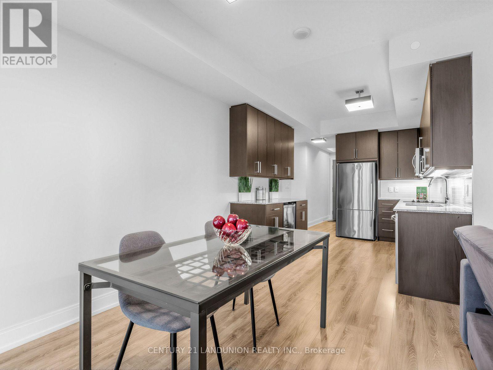 311b - 9600 Yonge Street, Richmond Hill, Ontario  L4C 0X3 - Photo 10 - N13705228