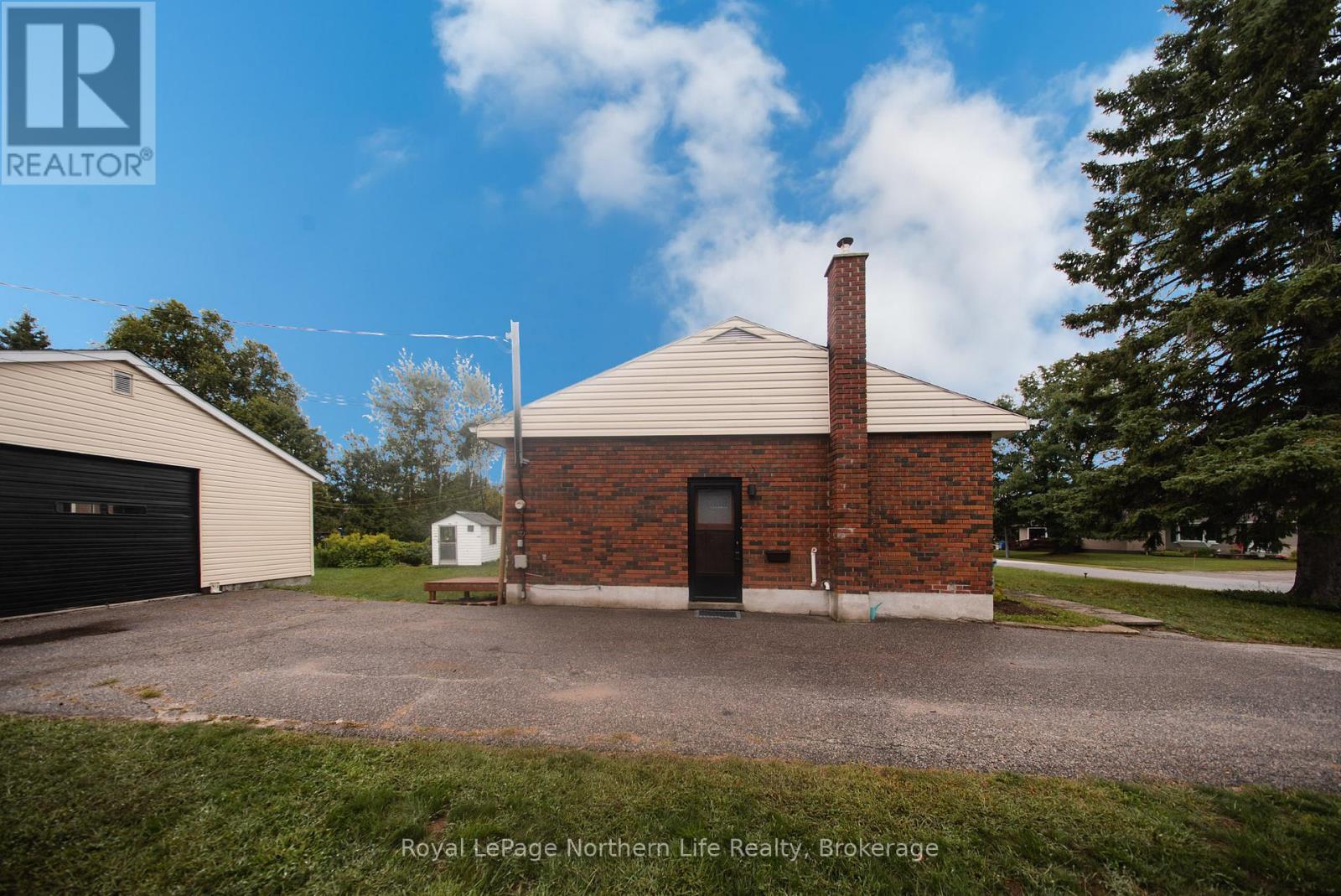 756 Eastwood Avenue, North Bay, Ontario  P1B 7V3 - Photo 27 - X13707250