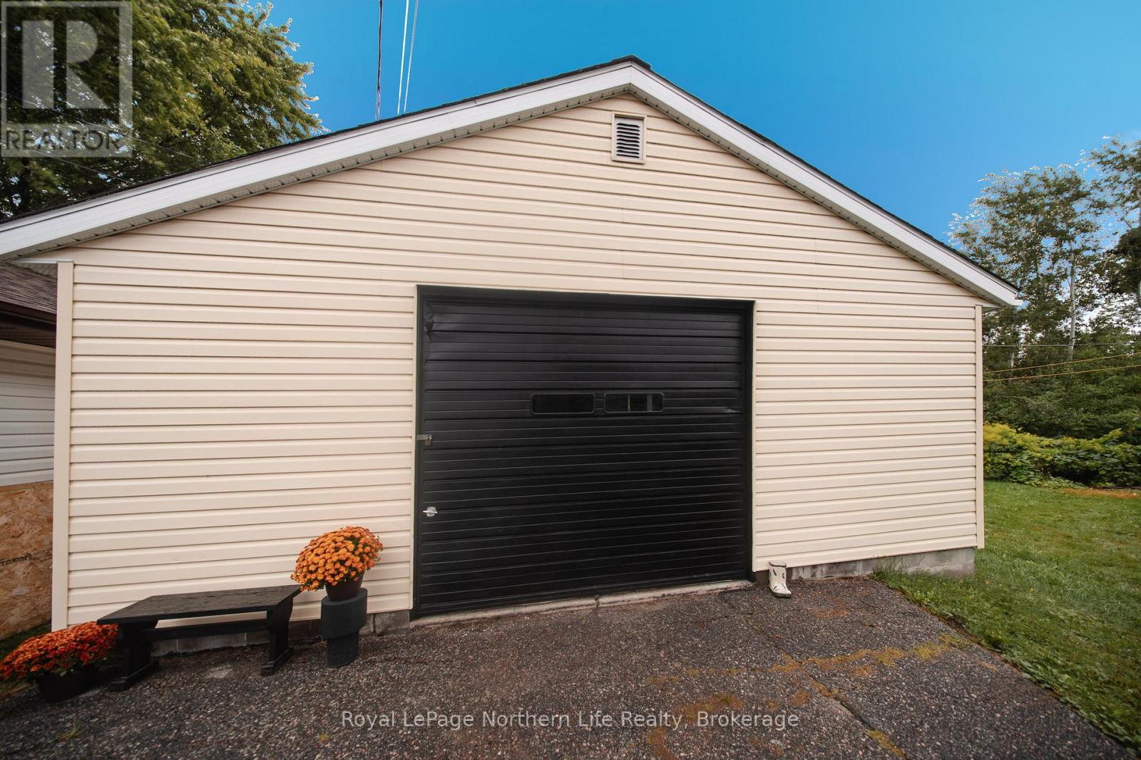 756 Eastwood Avenue, North Bay, Ontario  P1B 7V3 - Photo 29 - X13707250