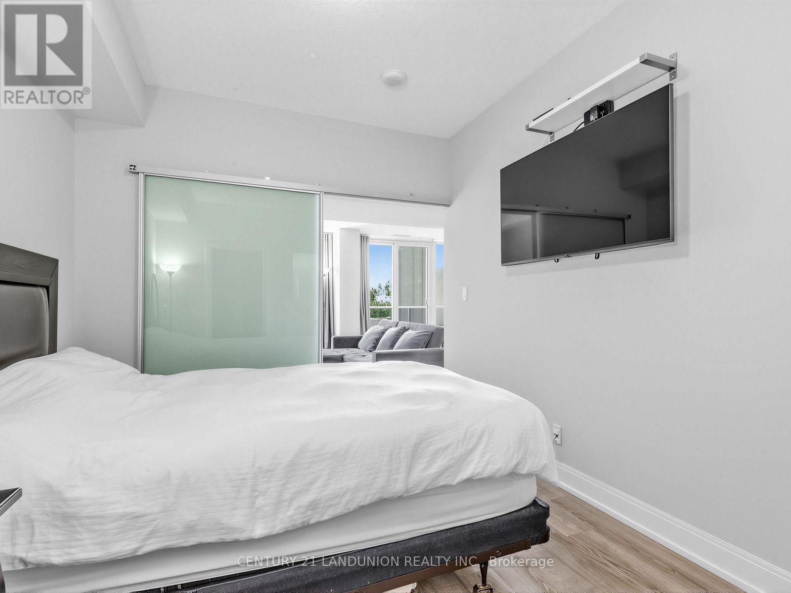 311b - 9600 Yonge Street, Richmond Hill, Ontario  L4C 0X3 - Photo 18 - N13705228