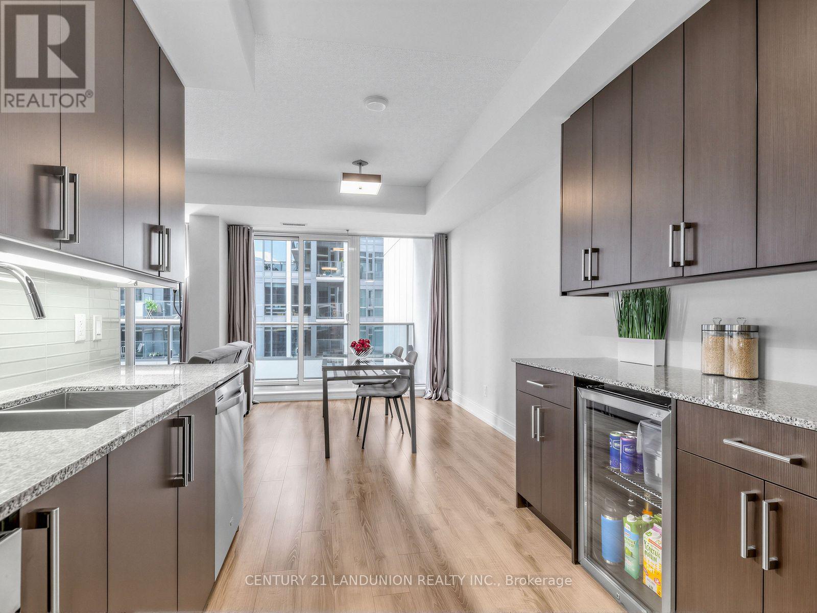 311b - 9600 Yonge Street, Richmond Hill, Ontario  L4C 0X3 - Photo 5 - N13705228