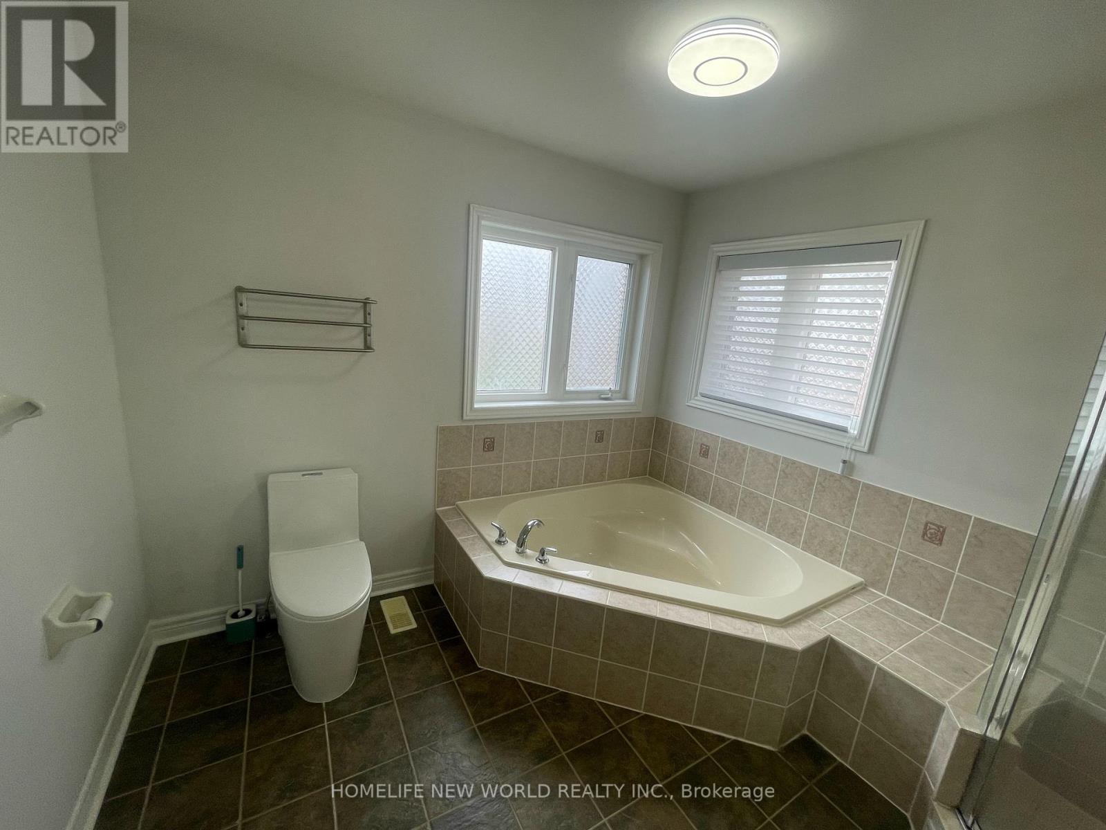 16 Brocton Avenue, Richmond Hill, Ontario  L4E 4T2 - Photo 20 - N13653396