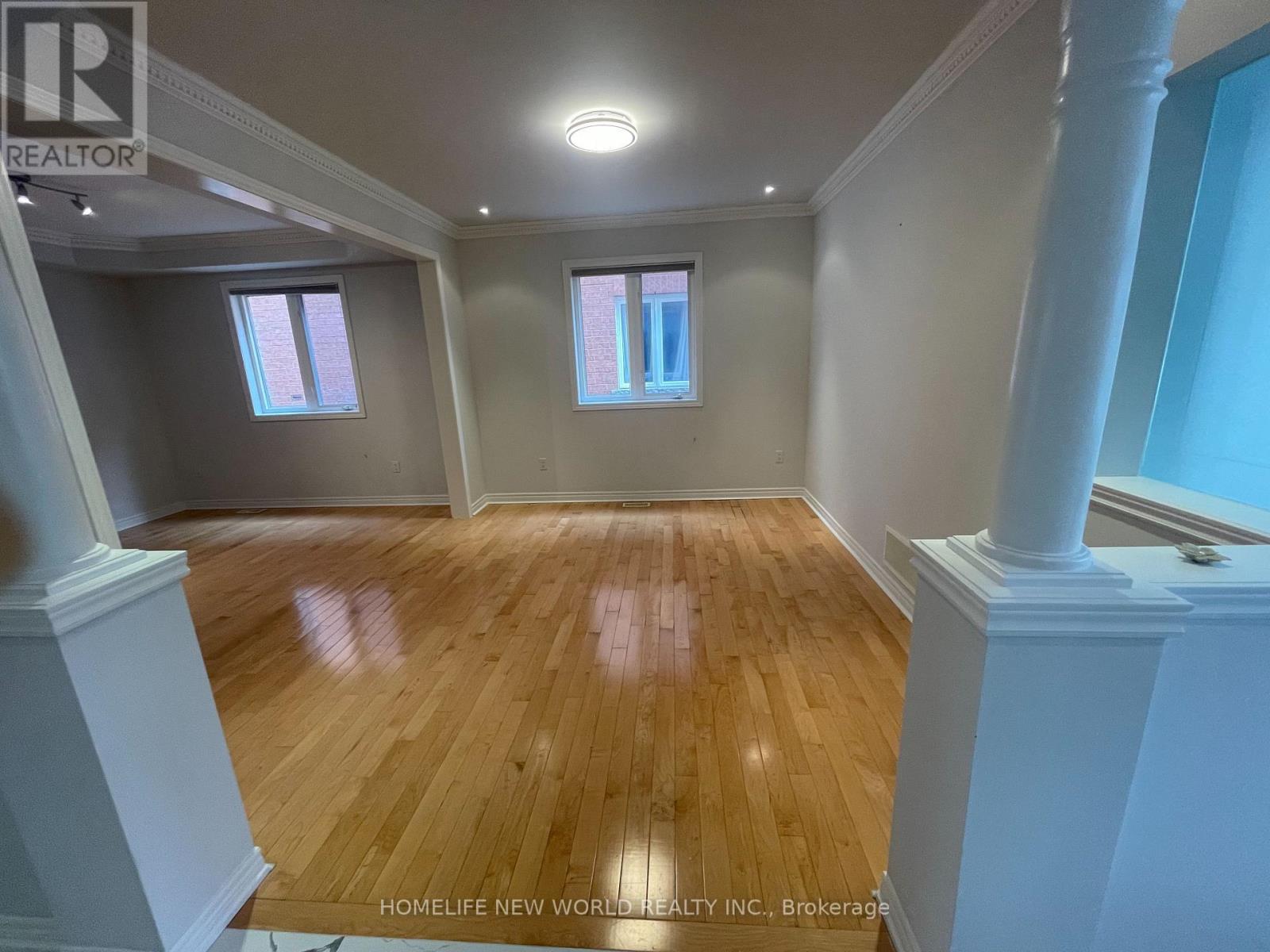 16 Brocton Avenue, Richmond Hill, Ontario  L4E 4T2 - Photo 6 - N13653396