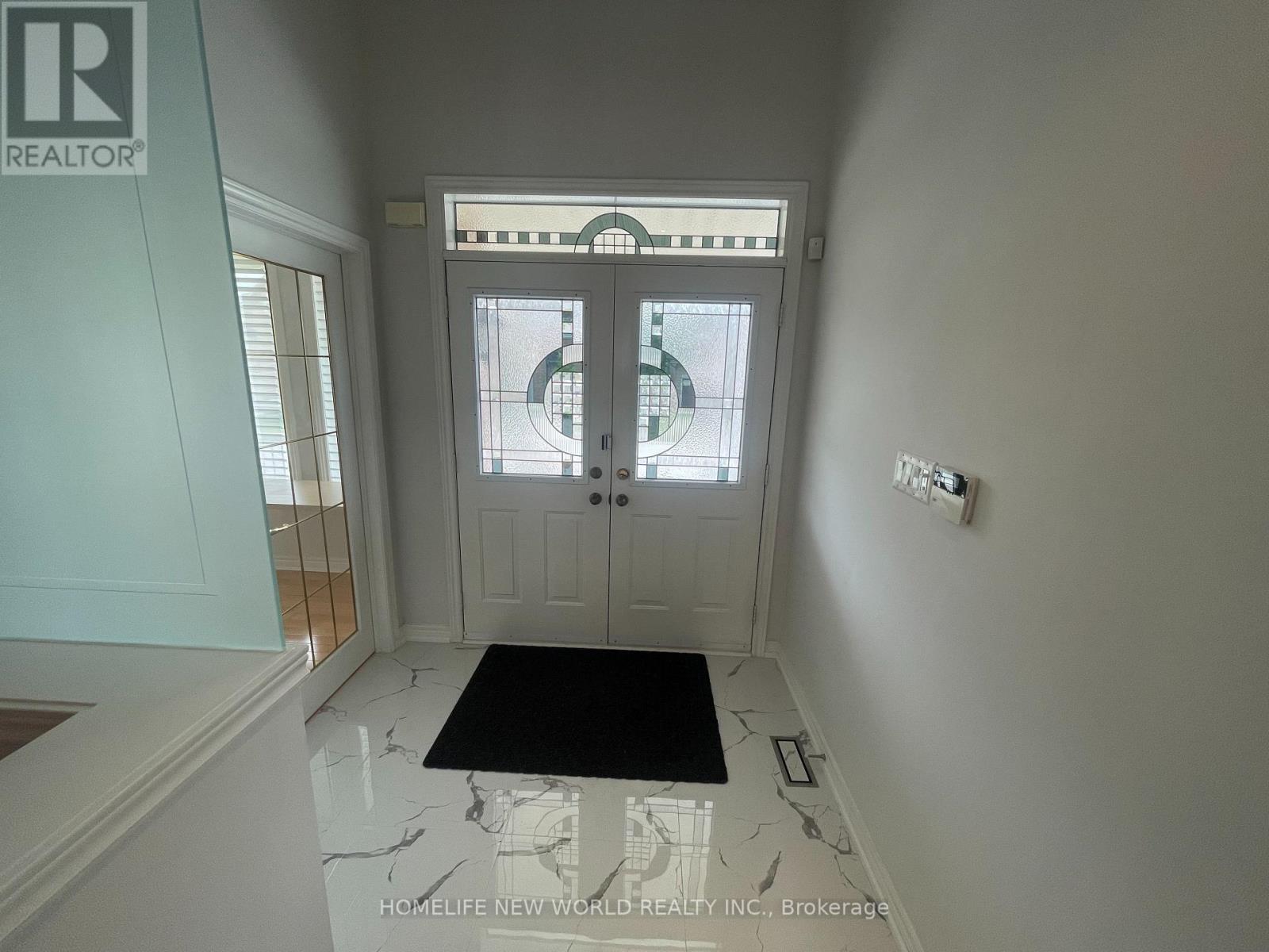 16 Brocton Avenue, Richmond Hill, Ontario  L4E 4T2 - Photo 3 - N13653396
