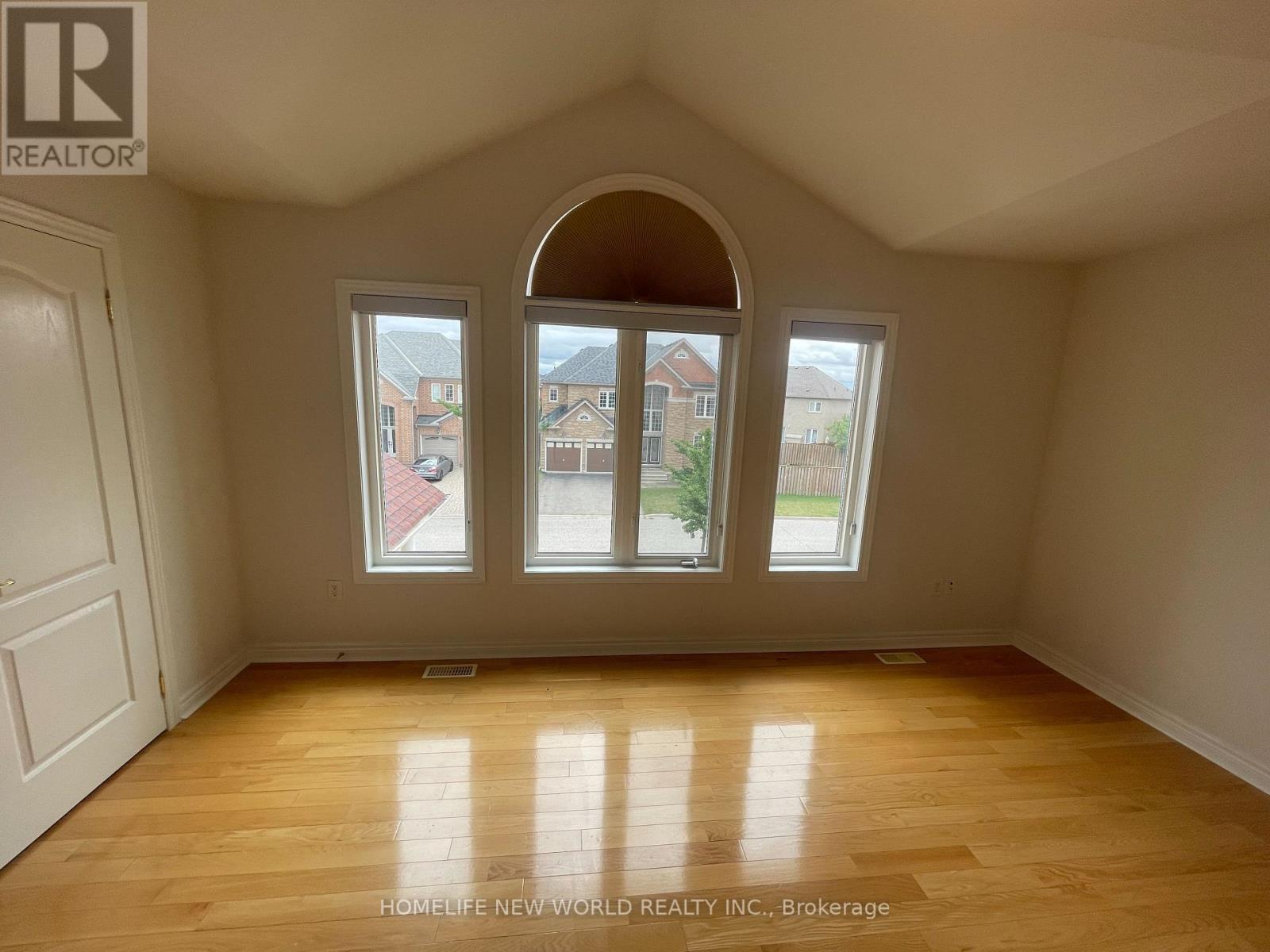 16 Brocton Avenue, Richmond Hill, Ontario  L4E 4T2 - Photo 23 - N13653396
