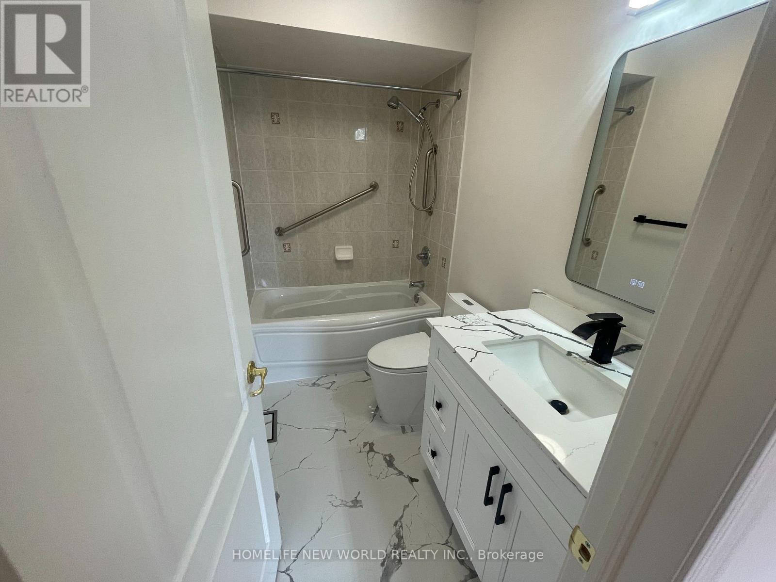 16 Brocton Avenue, Richmond Hill, Ontario  L4E 4T2 - Photo 24 - N13653396