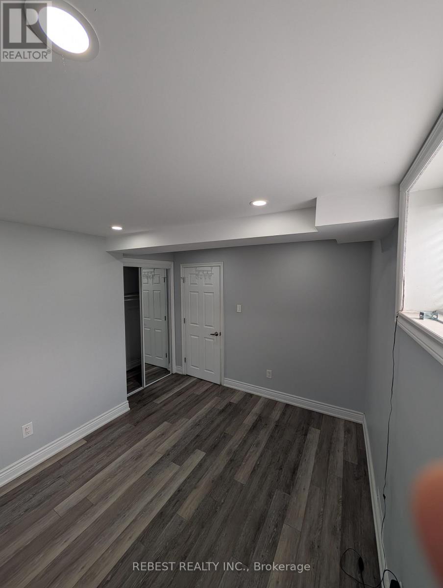Basement - 2 Trillium Court, Brampton, Ontario  L6S 3L2 - Photo 4 - W13706744