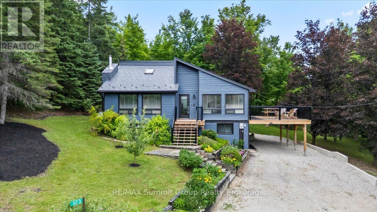123 Amik Court, Grey Highlands, Ontario  N0C 1G0 - Photo 2 - X13707268