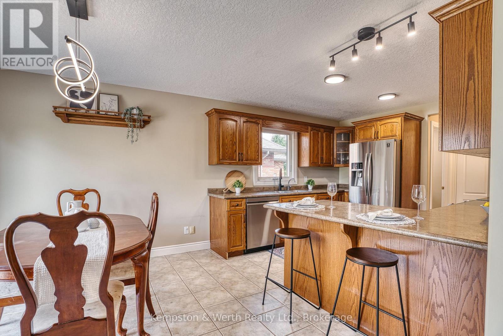 635 Riverview Drive, North Perth, Ontario  N4W 3T7 - Photo 18 - X13707430