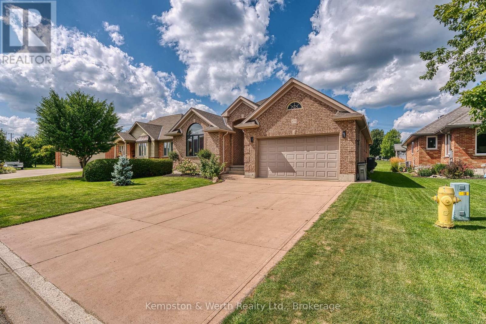 635 Riverview Drive, North Perth, Ontario  N4W 3T7 - Photo 4 - X13707430