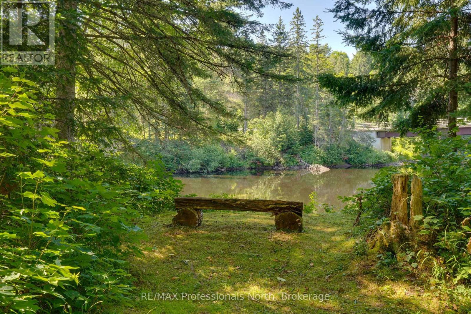 1237 Williamsport Road, Huntsville, Ontario  P1H 2J4 - Photo 2 - X13707442