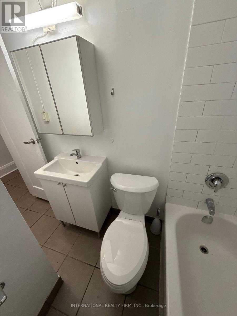 4 - 1094 College Street, Toronto, Ontario  M6H 1B3 - Photo 10 - C13707352