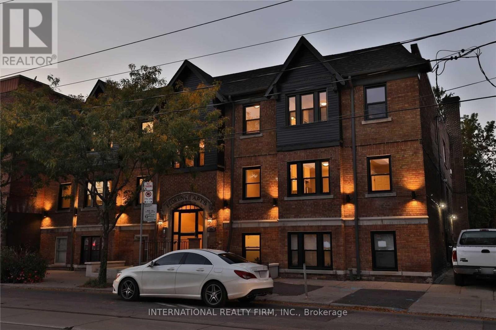 4 - 1094 College Street, Toronto, Ontario  M6H 1B3 - Photo 4 - C13707352