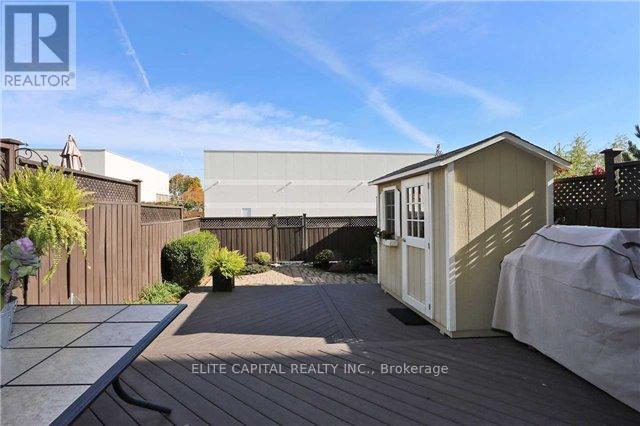 19 Preakness Drive, Toronto, Ontario M3B 2S2 - Photo 2 - C13707368