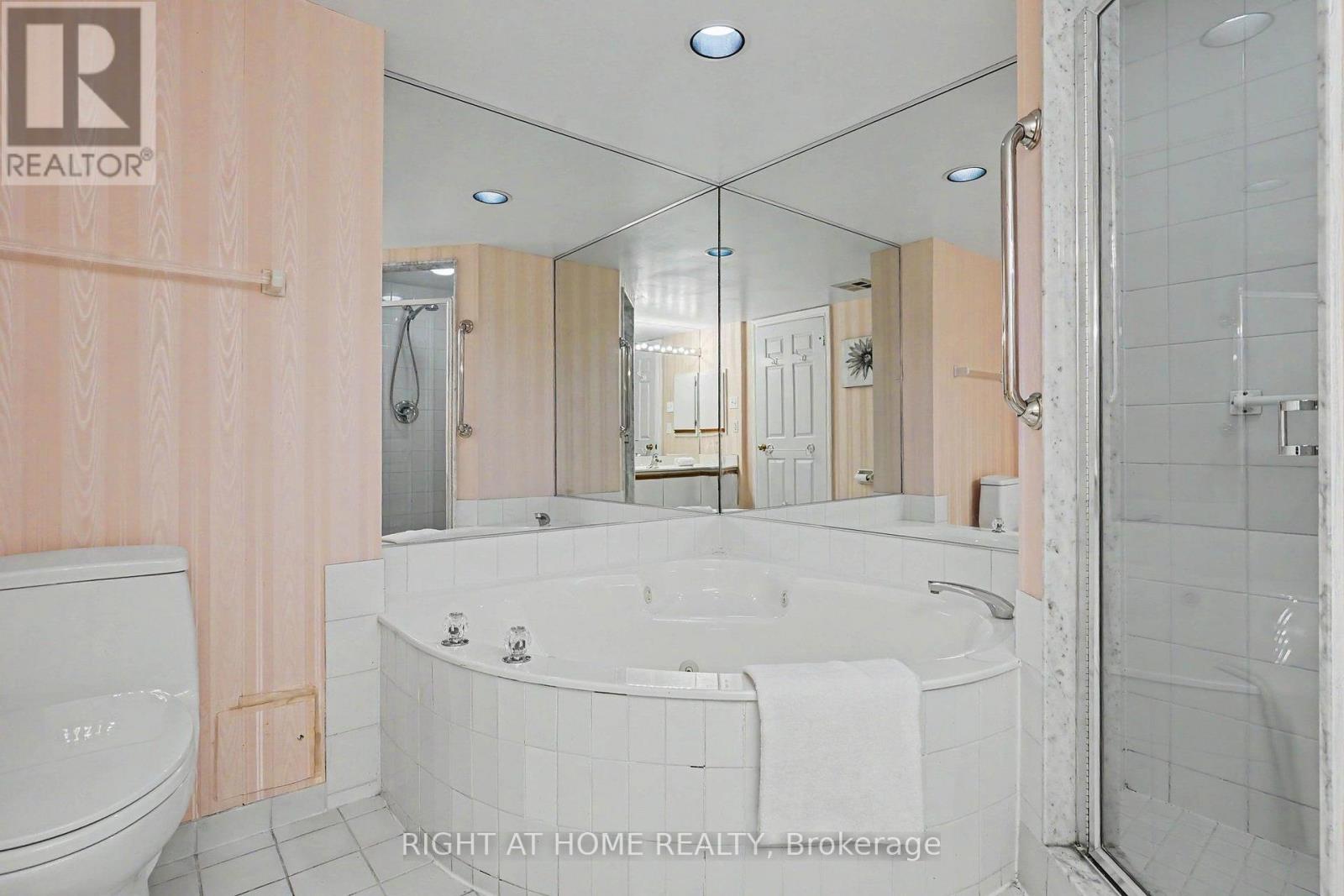 301 - 1200 Don Mills Road, Toronto, Ontario  M3B 3N8 - Photo 18 - C13707402
