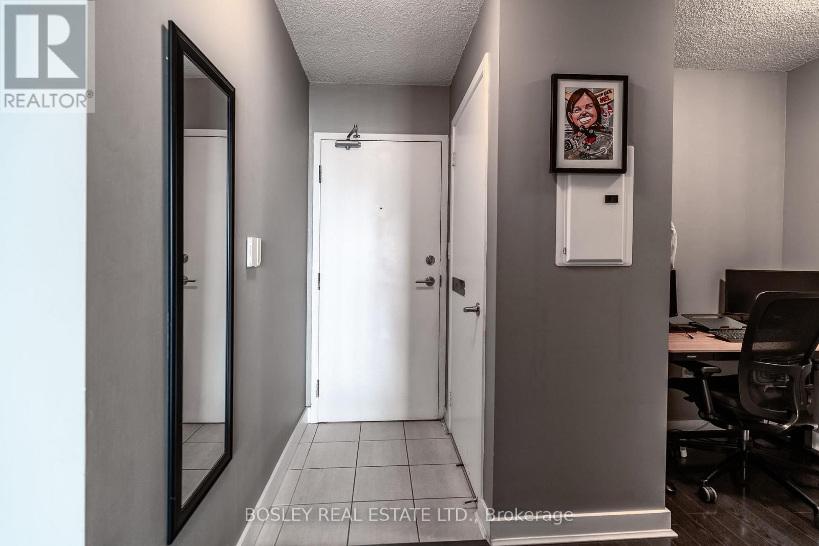 5002 - 11 Brunel Court, Toronto, Ontario  M5V 3Y3 - Photo 2 - C13707416