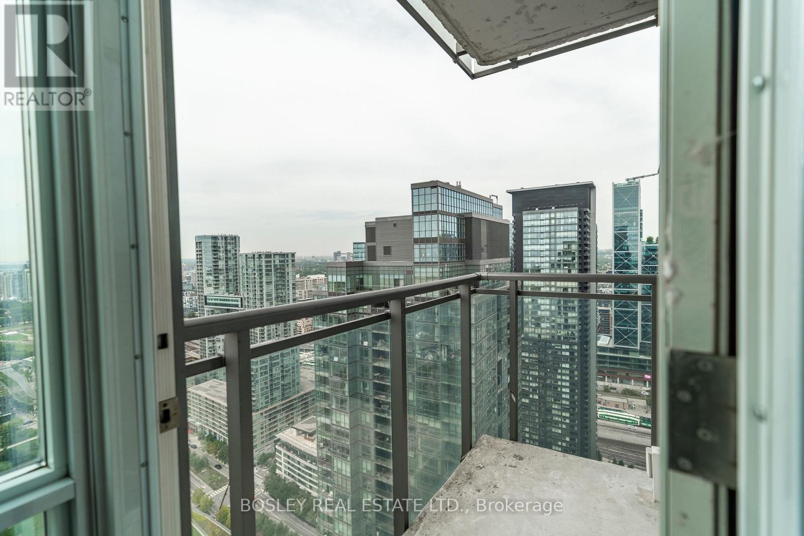5002 - 11 Brunel Court, Toronto, Ontario  M5V 3Y3 - Photo 30 - C13707416