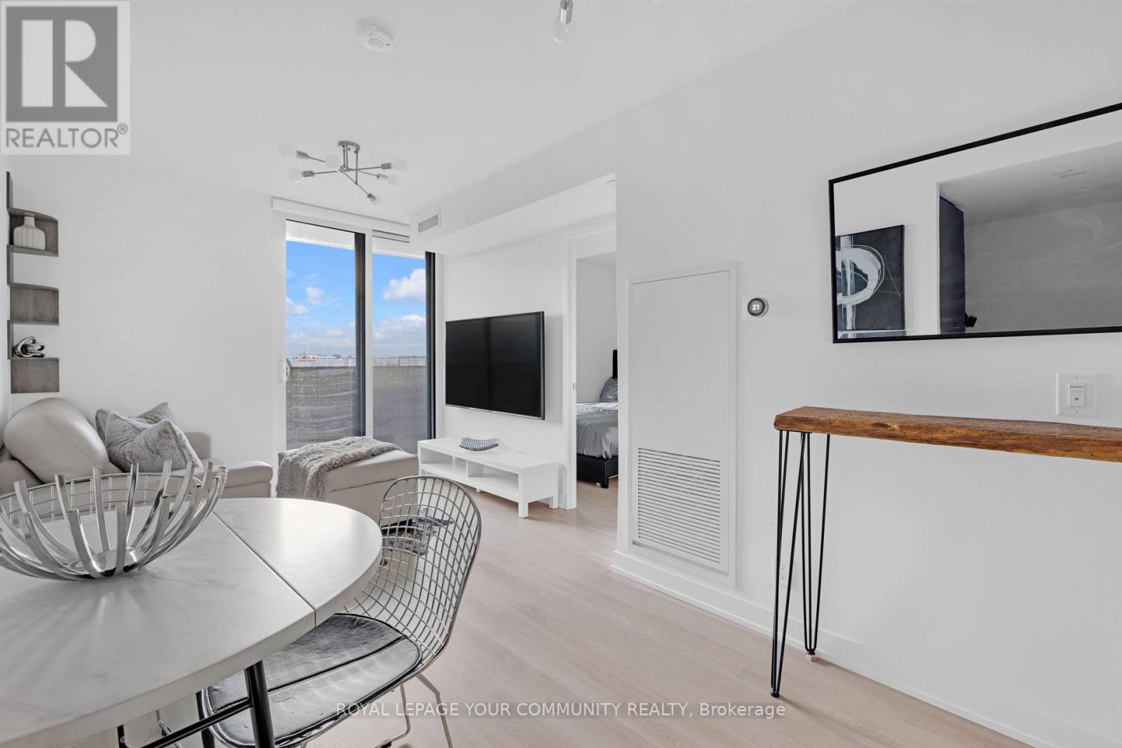 419 - 30 Tretti Way, Toronto, Ontario  M3H 0E3 - Photo 2 - C13707462