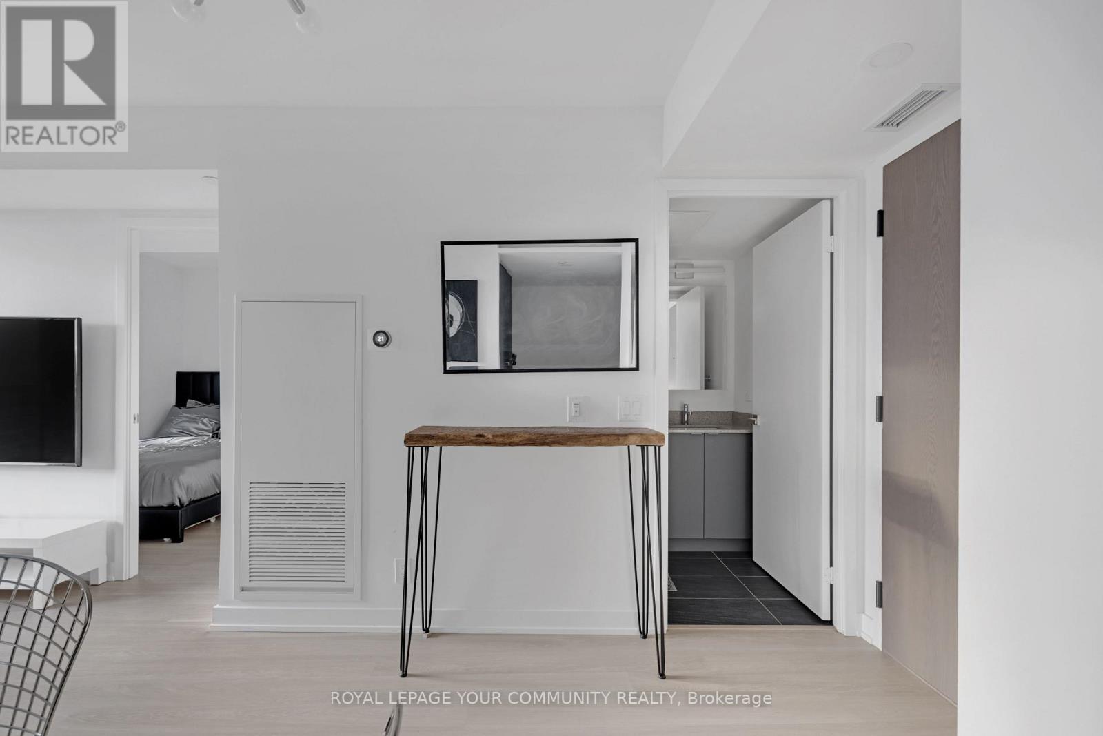 419 - 30 Tretti Way, Toronto, Ontario  M3H 0E3 - Photo 4 - C13707462