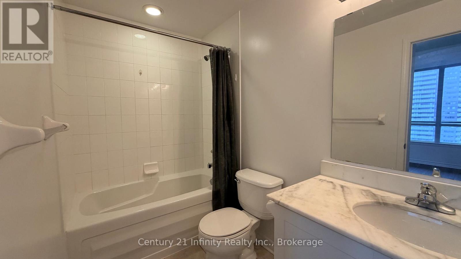 1911 - 388 Prince Of Wales Drive, Mississauga, Ontario  L5B 0A1 - Photo 14 - W13707404