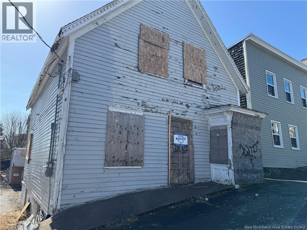 140 Elliott Row, Saint John, New Brunswick  E2L 1C9 - Photo 1 - NB114936