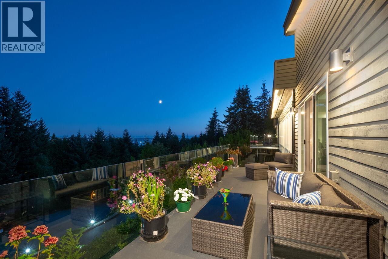 1135 Groveland Court, West Vancouver, British Columbia  V7S 1Z7 - Photo 10 - R3157910