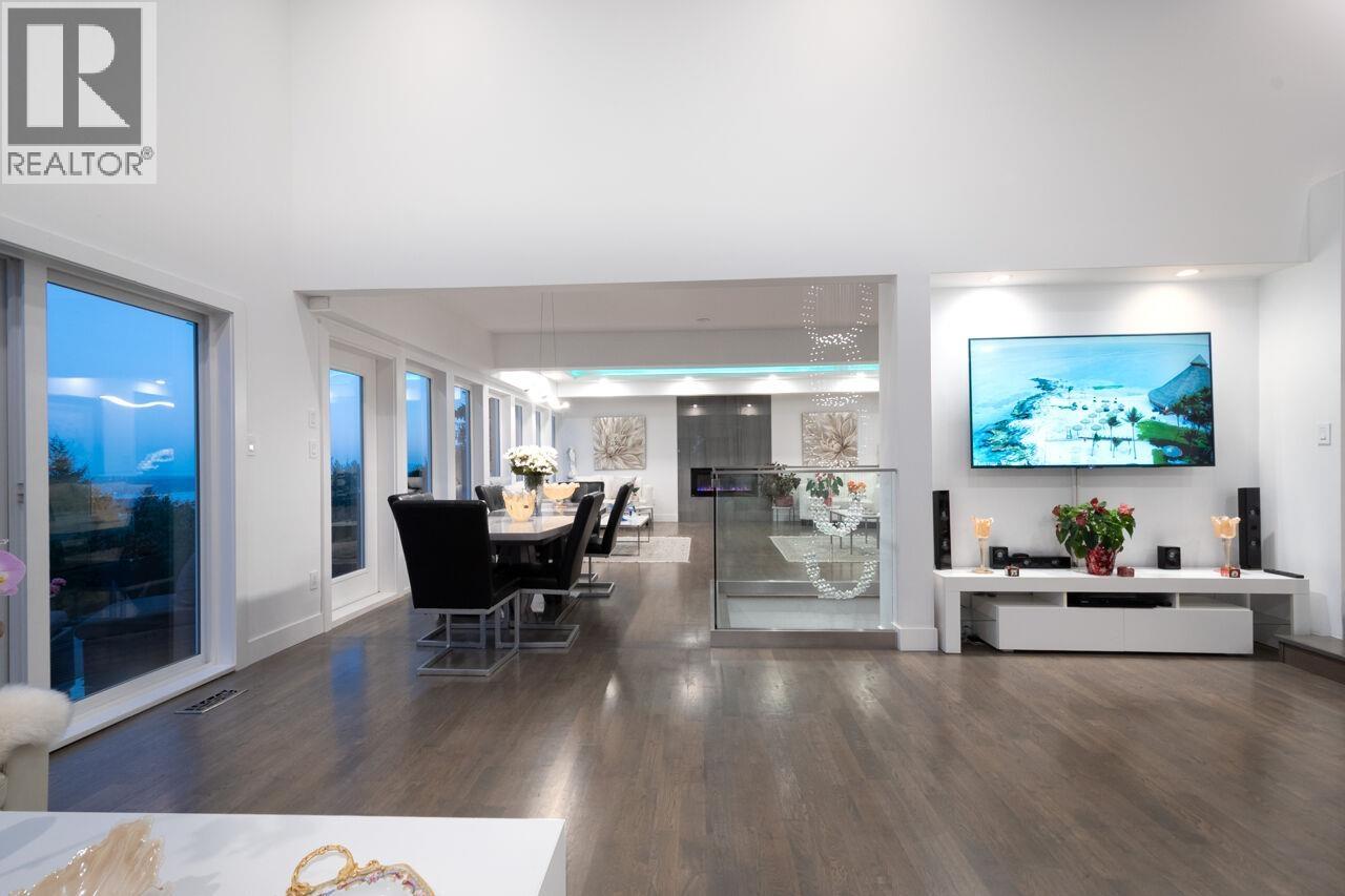 1135 Groveland Court, West Vancouver, British Columbia  V7S 1Z7 - Photo 9 - R3157910