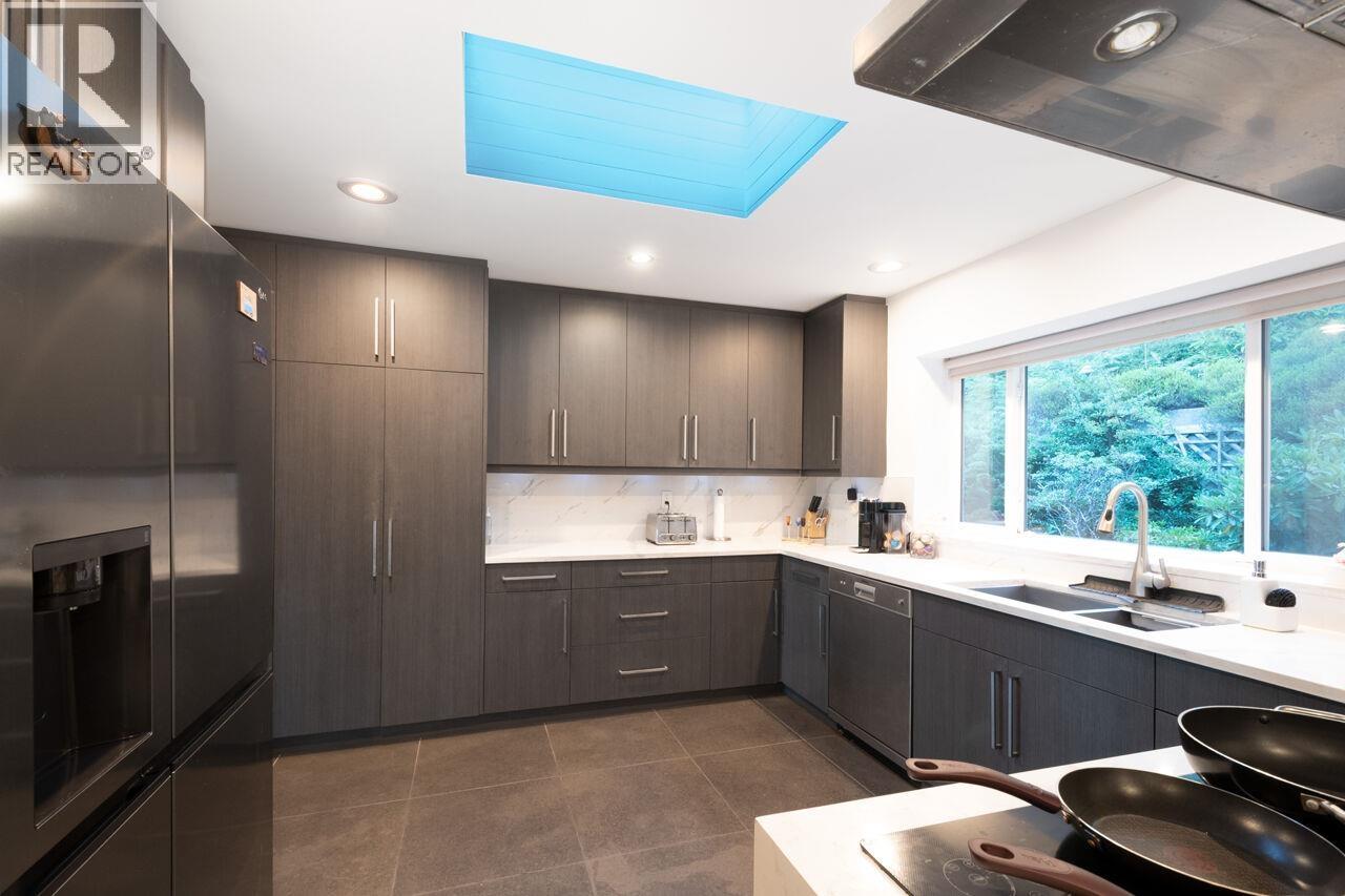 1135 Groveland Court, West Vancouver, British Columbia  V7S 1Z7 - Photo 18 - R3157910