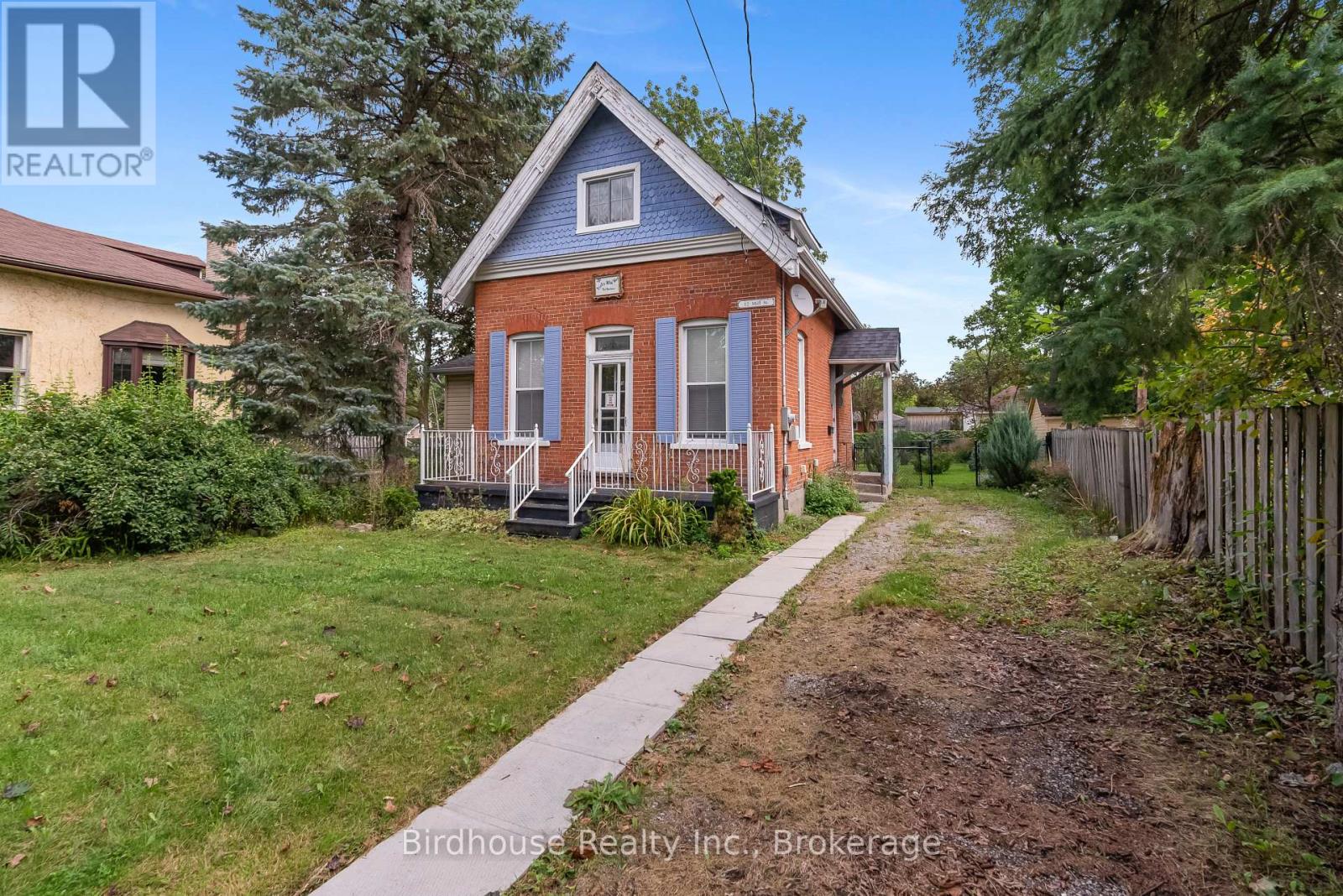 12 Mill Street, Kawartha Lakes, Ontario  K9V 2K8 - Photo 2 - X13707310