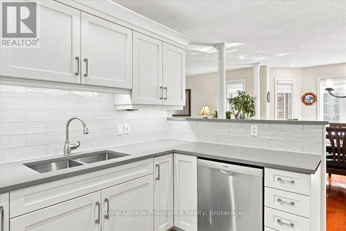 30 - 35 Heartwood Drive, Belleville, Ontario  K8P 5M2 - Photo 15 - X13707374