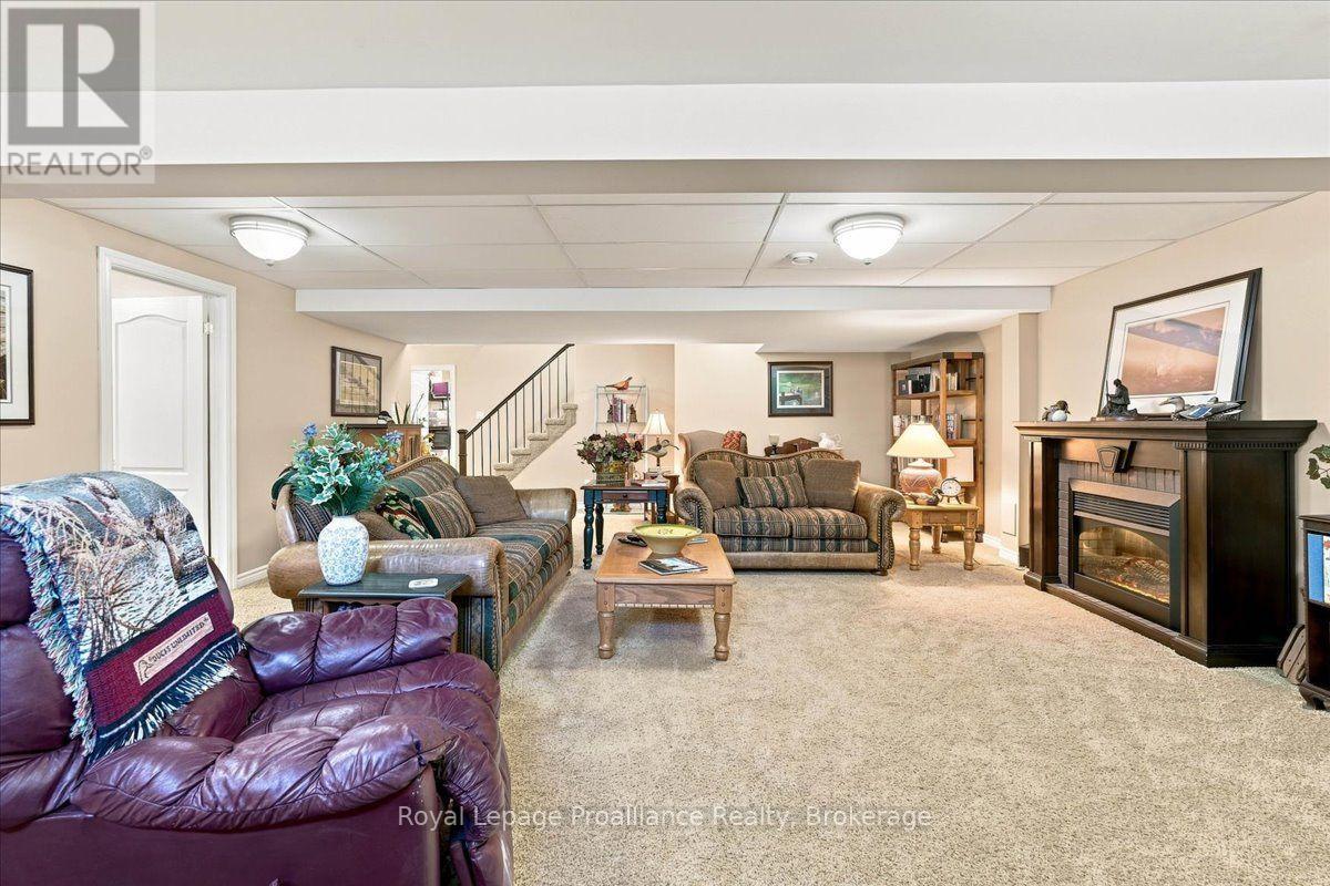 30 - 35 Heartwood Drive, Belleville, Ontario  K8P 5M2 - Photo 25 - X13707374