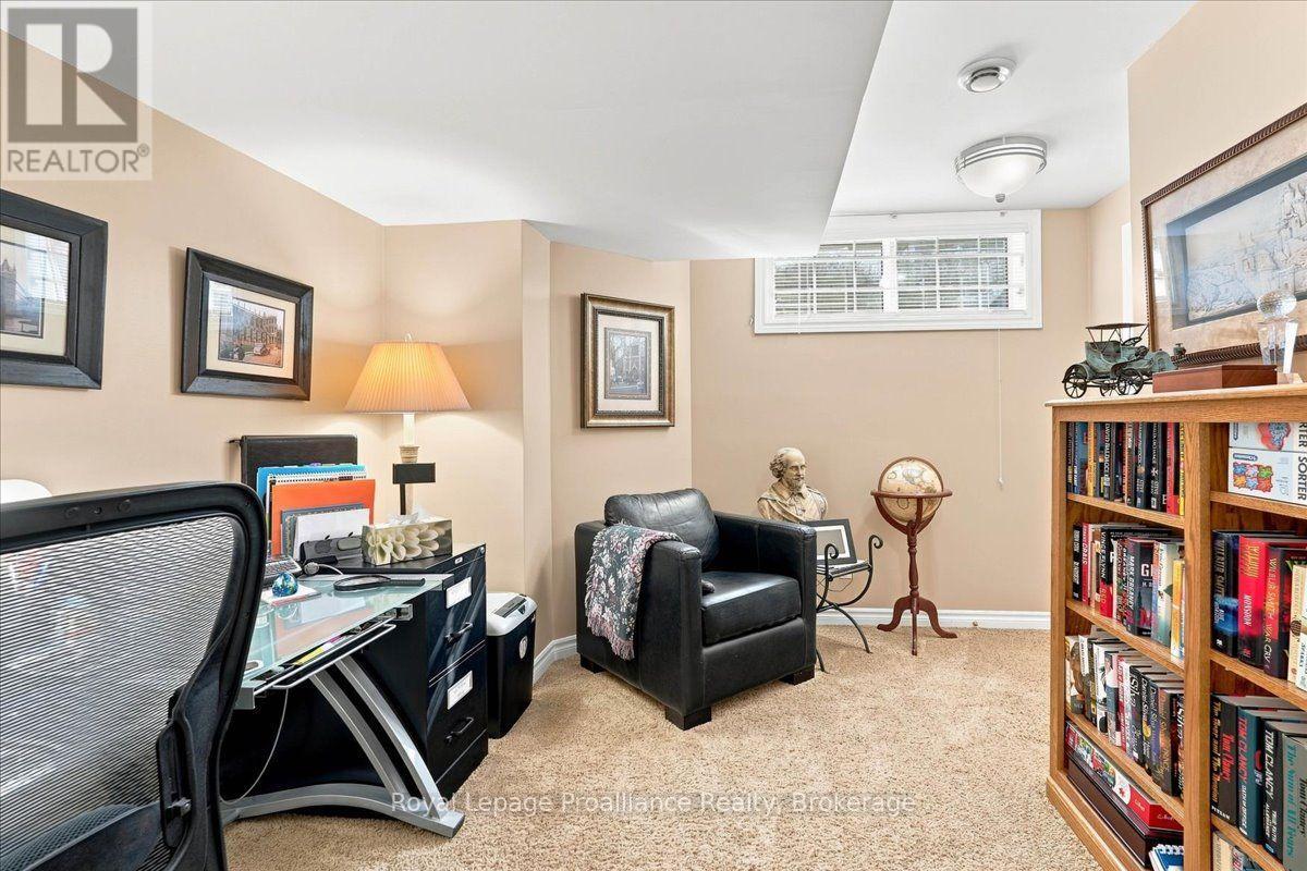 30 - 35 Heartwood Drive, Belleville, Ontario  K8P 5M2 - Photo 29 - X13707374