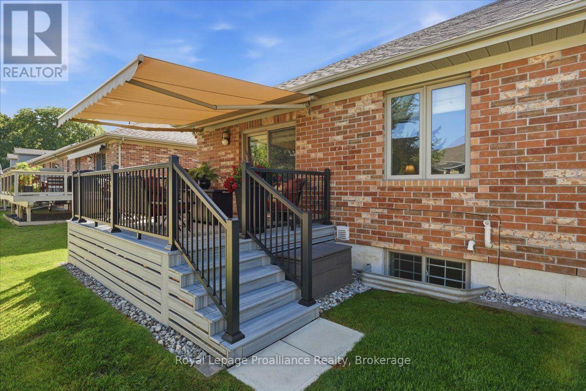 30 - 35 Heartwood Drive, Belleville, Ontario  K8P 5M2 - Photo 42 - X13707374