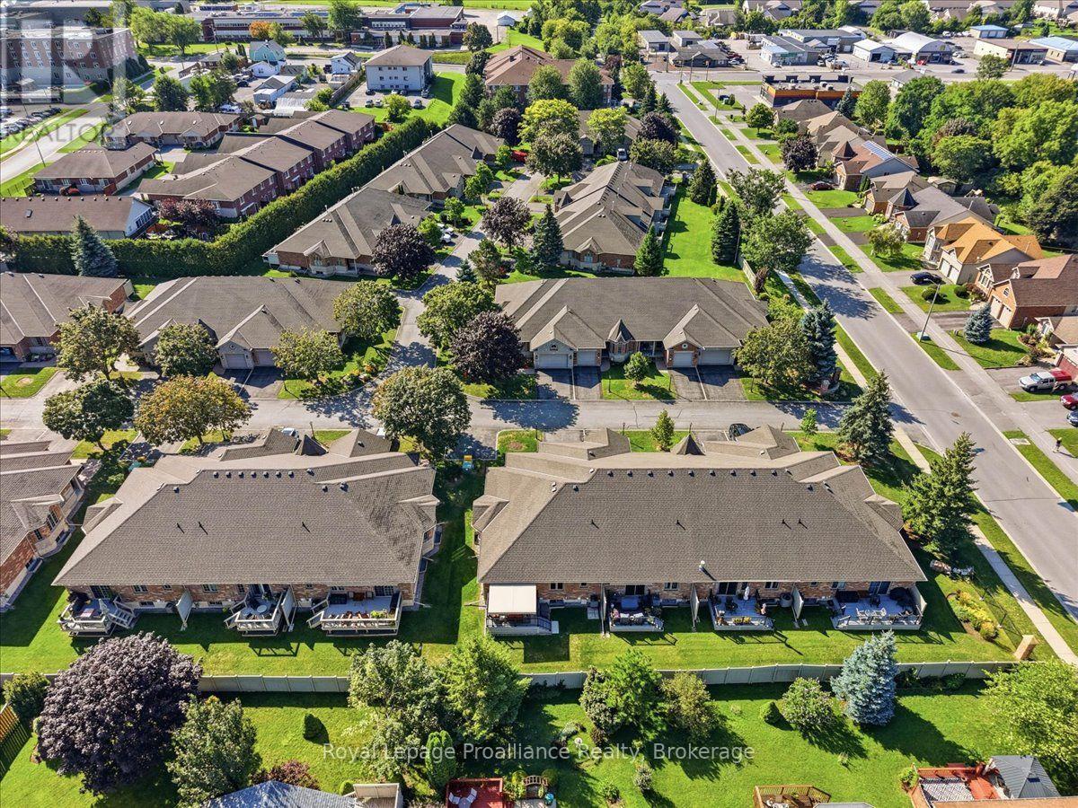30 - 35 Heartwood Drive, Belleville, Ontario  K8P 5M2 - Photo 43 - X13707374
