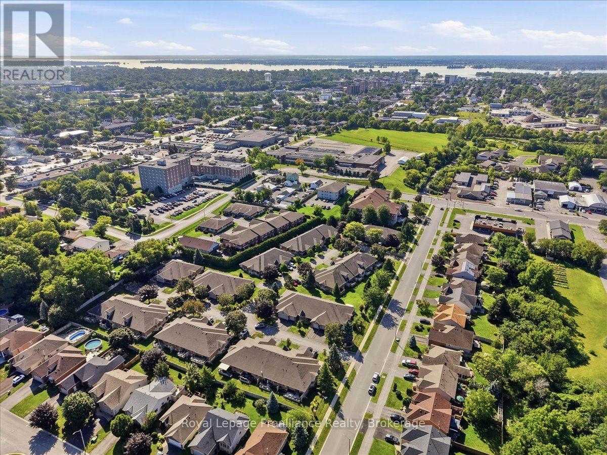 30 - 35 Heartwood Drive, Belleville, Ontario  K8P 5M2 - Photo 45 - X13707374