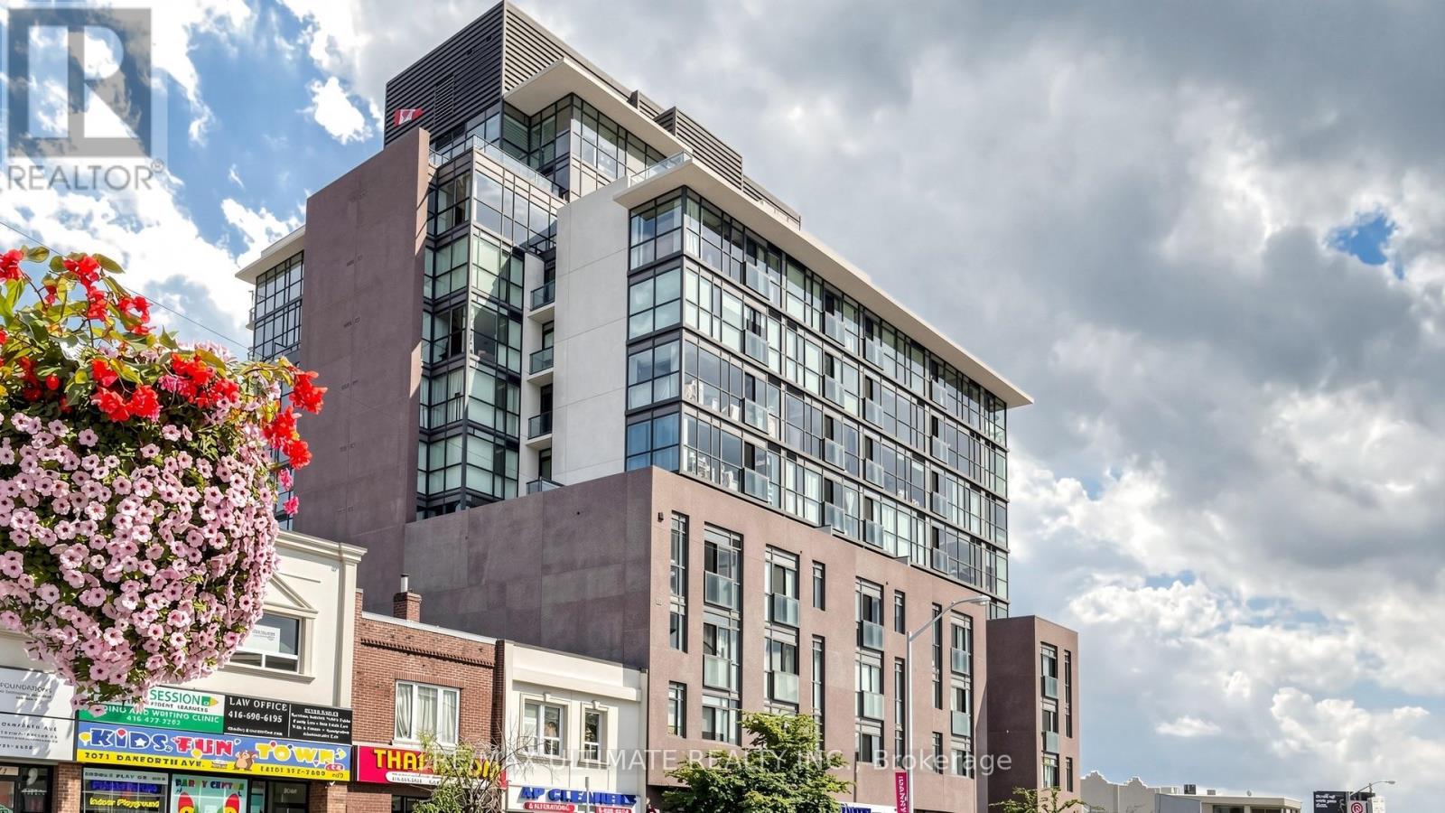 404 - 2055 Danforth Avenue, Toronto, Ontario  M4C 1J8 - Photo 3 - E13707220