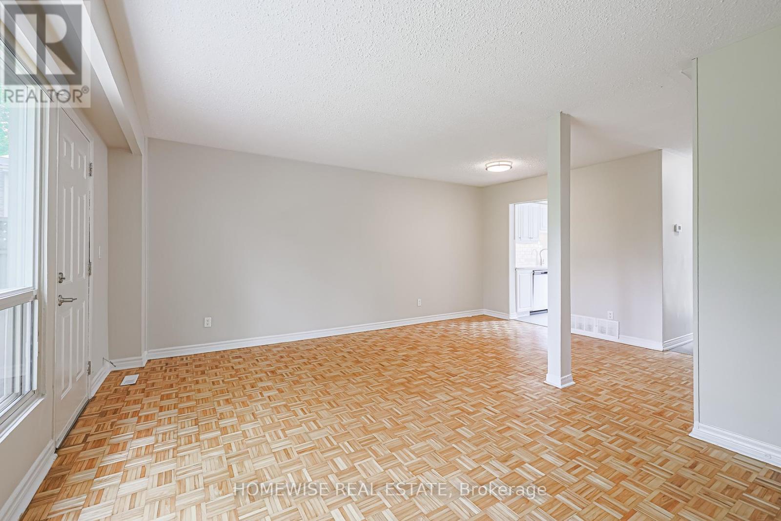 25 - 560 Waverly Street N, Oshawa, Ontario  L1J 5Y4 - Photo 5 - E13707230