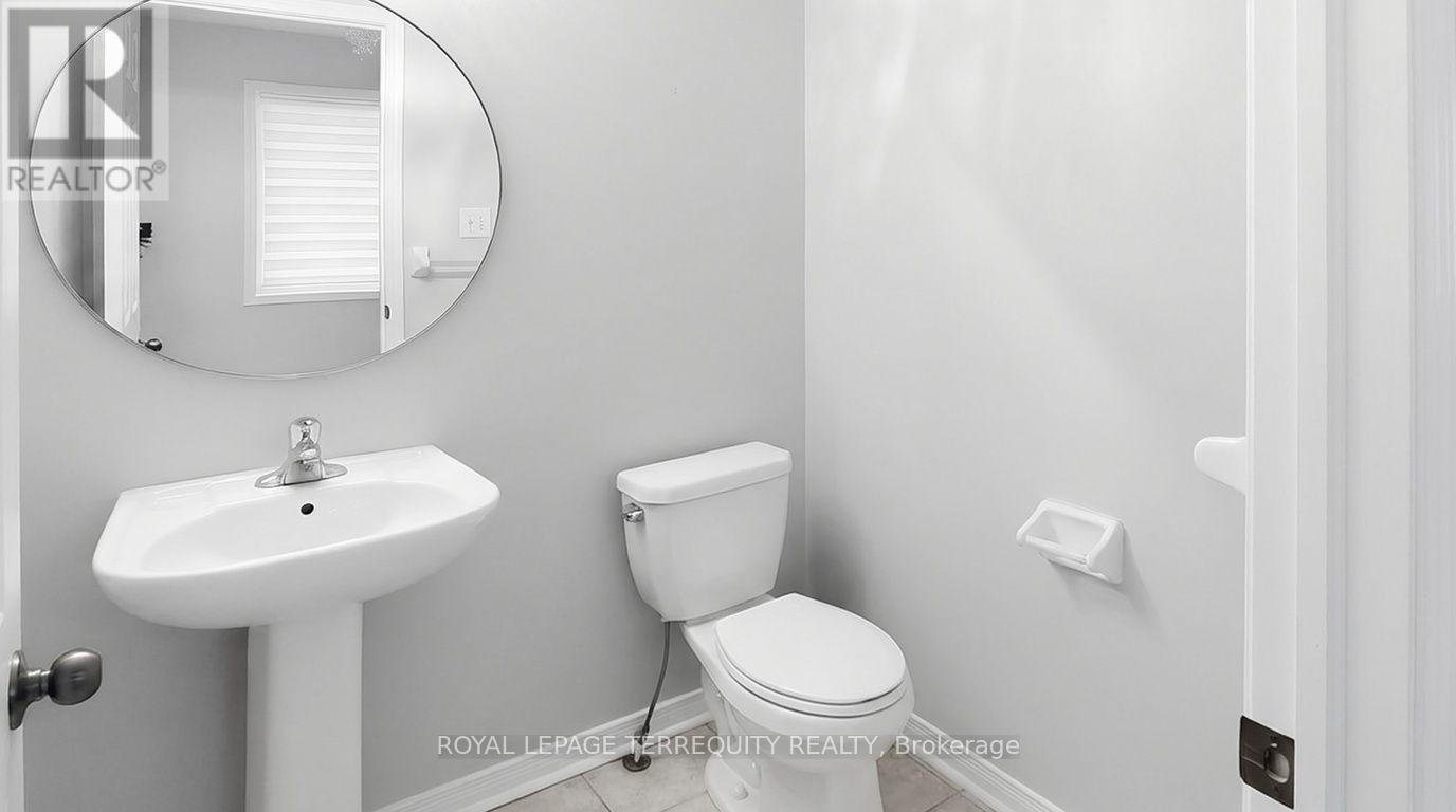 78 Sidney Rundle Avenue, Clarington, Ontario  L1C 0N9 - Photo 10 - E13707312