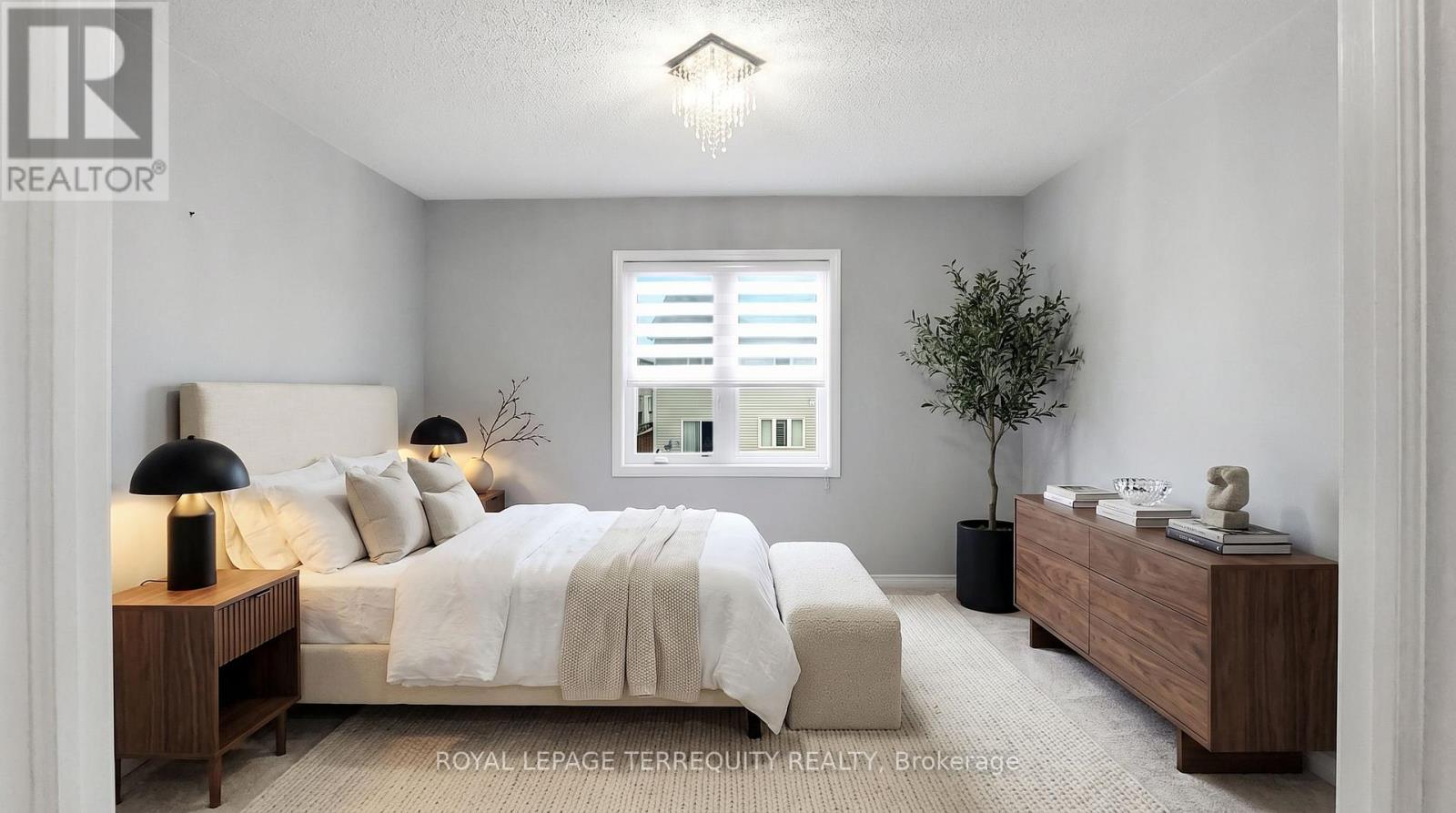 78 Sidney Rundle Avenue, Clarington, Ontario  L1C 0N9 - Photo 6 - E13707312
