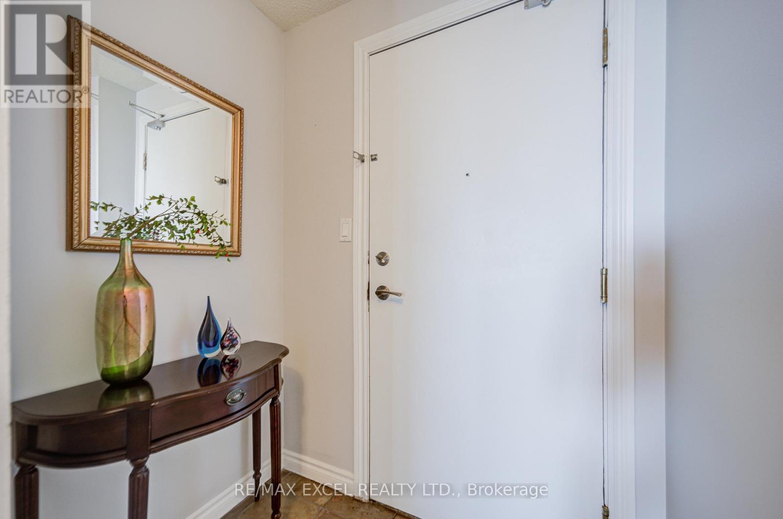 739 - 125 Omni Drive W, Toronto, Ontario  M1P 5A9 - Photo 6 - E13707360