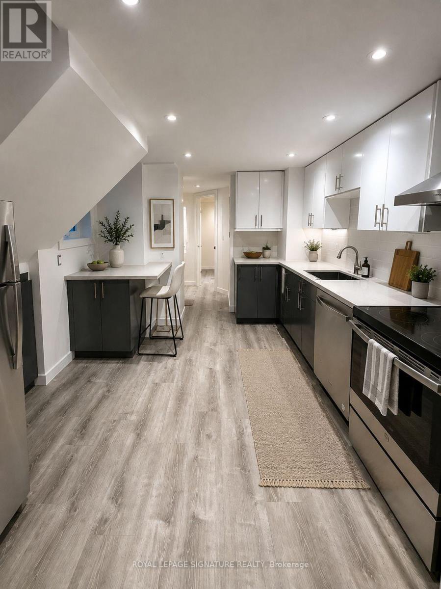 Lower - 22 Curzon Street, Toronto, Ontario M4M 3B4 - Photo 2 - E13707414