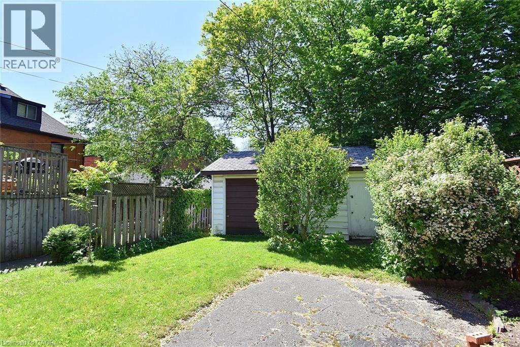 70 Ray Street S, Hamilton, Ontario  L8P 3V6 - Photo 38 - 40843656