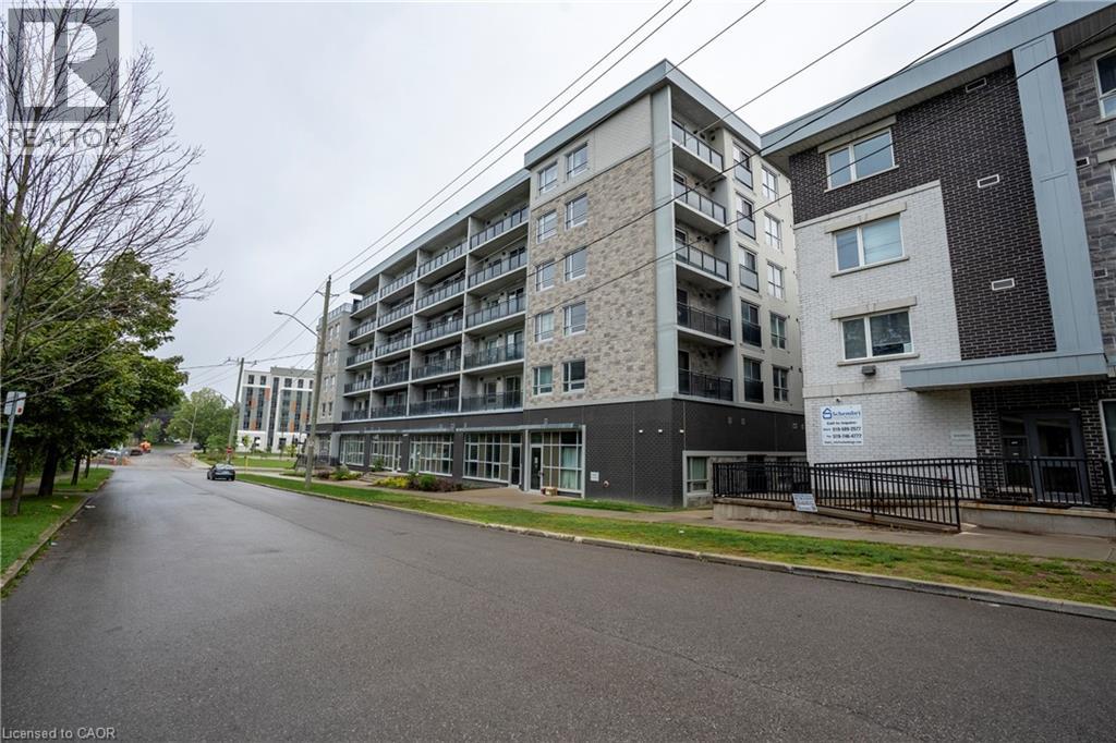 275 LARCH Street Unit# F-114, Waterloo, Ontario